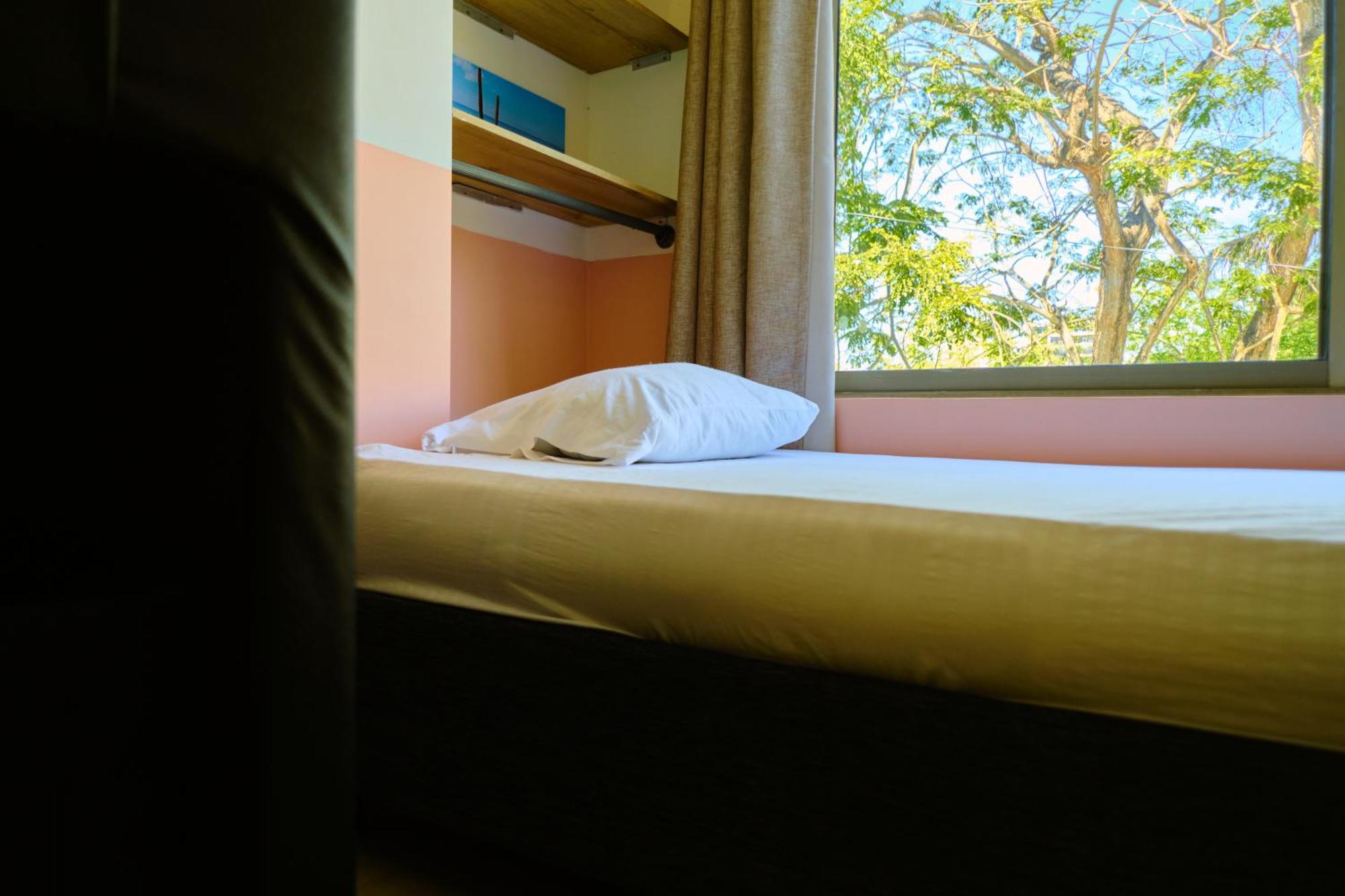 Casa En Con Jacuzzi Bed and breakfast