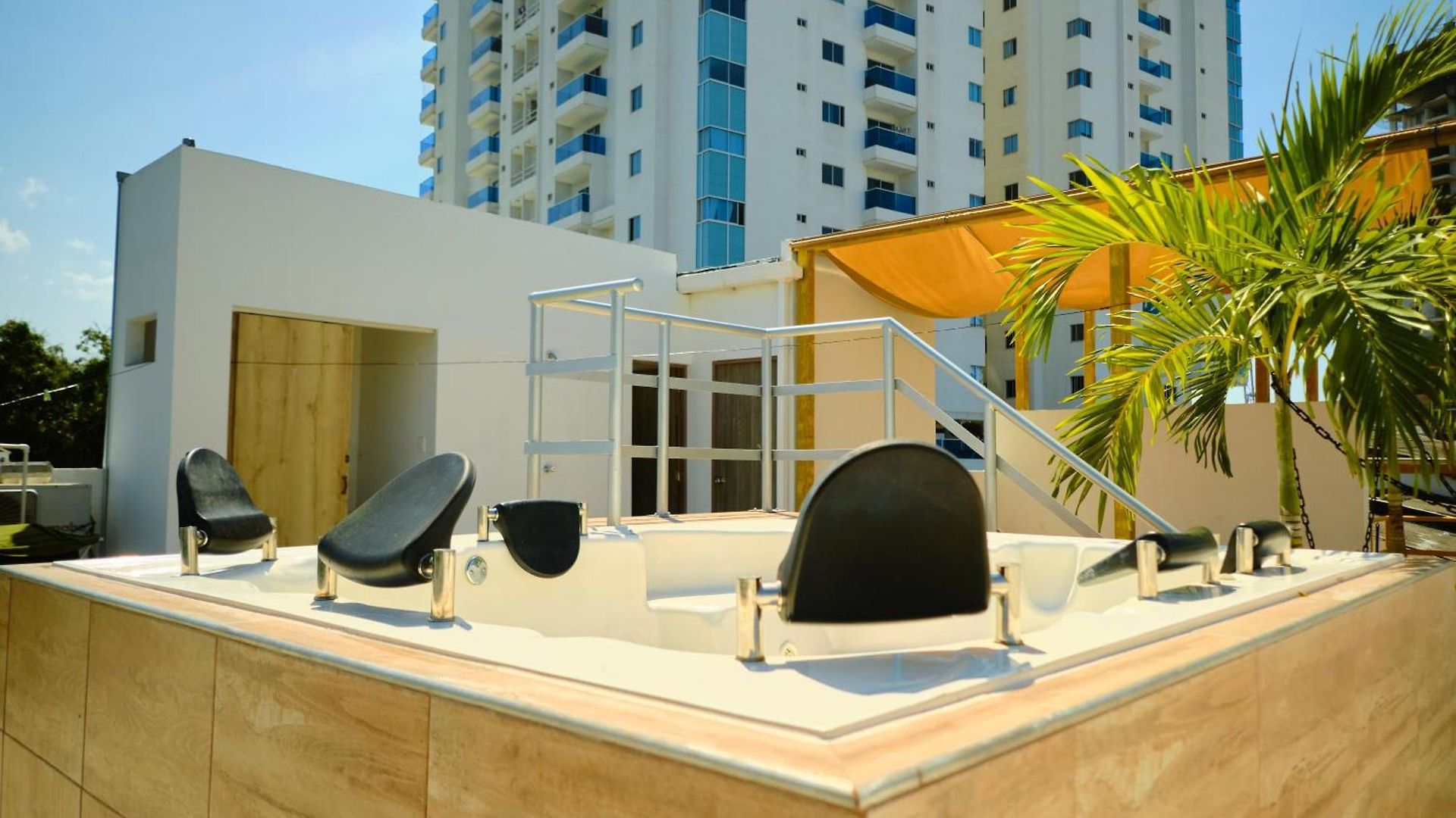 Casa En Con Jacuzzi Bed and breakfast