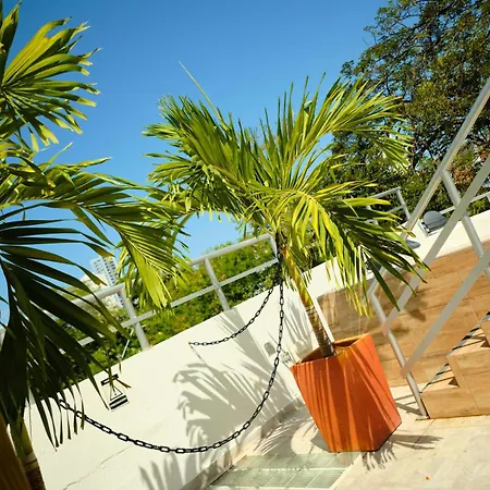 Casa En Con Jacuzzi Bed and breakfast